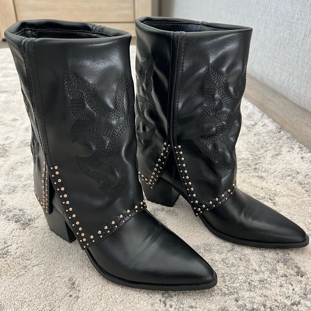 Azalea Wang black boots with gold studs